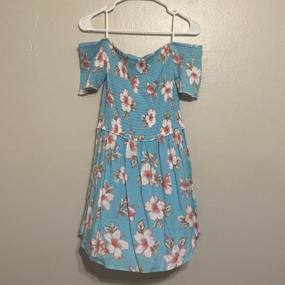 Ocean Drive over shoulder short dress size L baby blue and pink floral print
